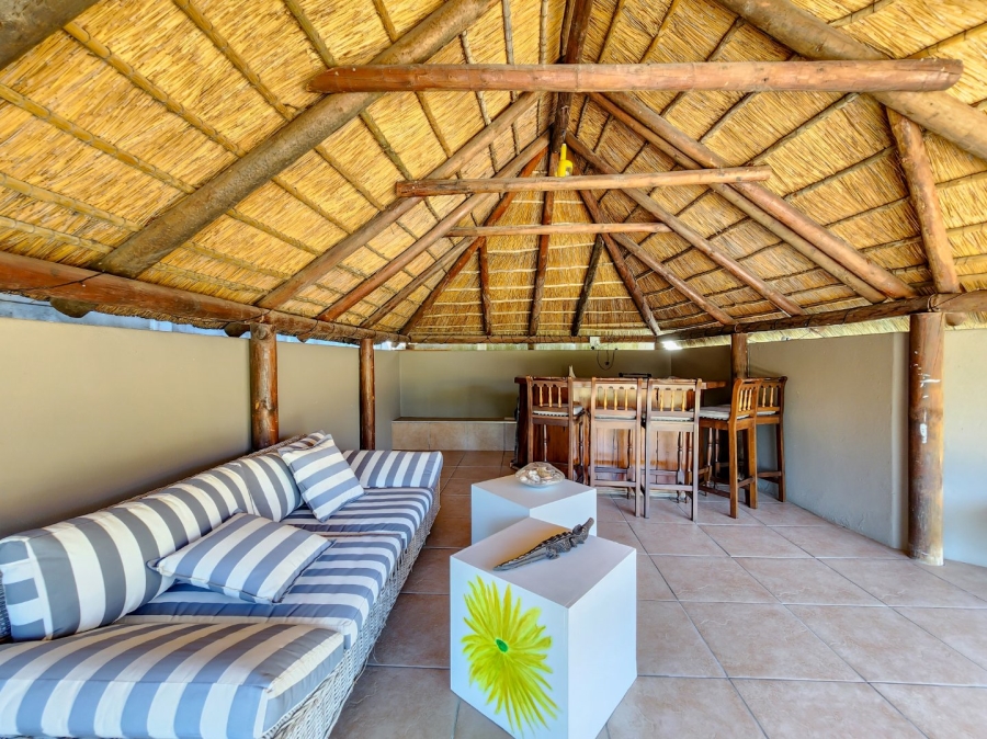 To Let 1 Bedroom Property for Rent in Bloubergrant Western Cape